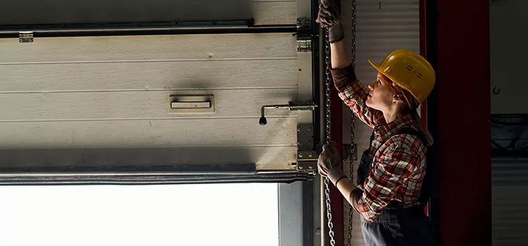 Addressing Common Garage Door Stoppage Issues in Farmington, MN